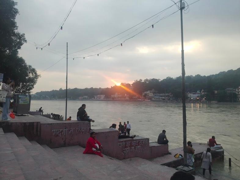 Yes Retreat Rishikesh Hotel ภายนอก รูปภาพ