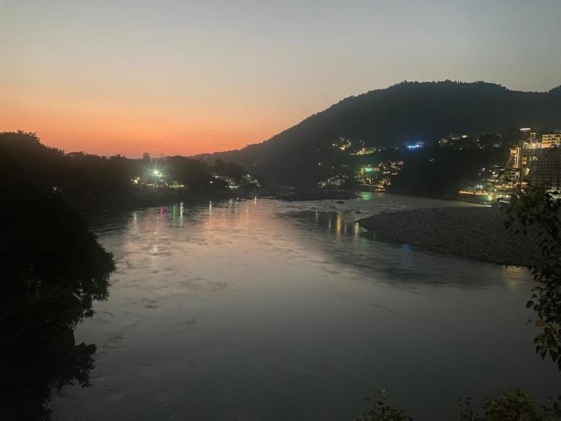 Yes Retreat Rishikesh Hotel ภายนอก รูปภาพ