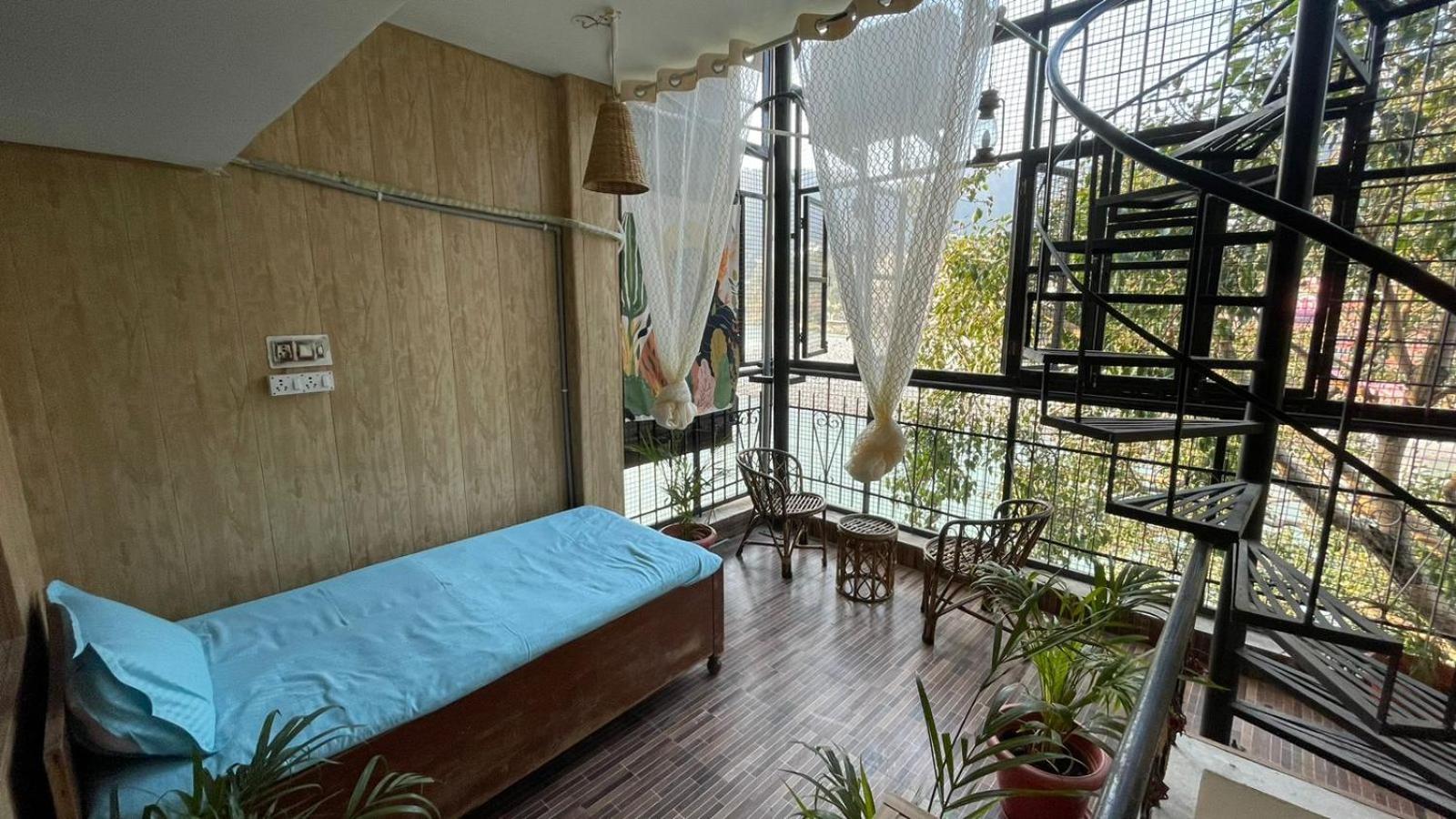 Yes Retreat Rishikesh Hotel ภายนอก รูปภาพ